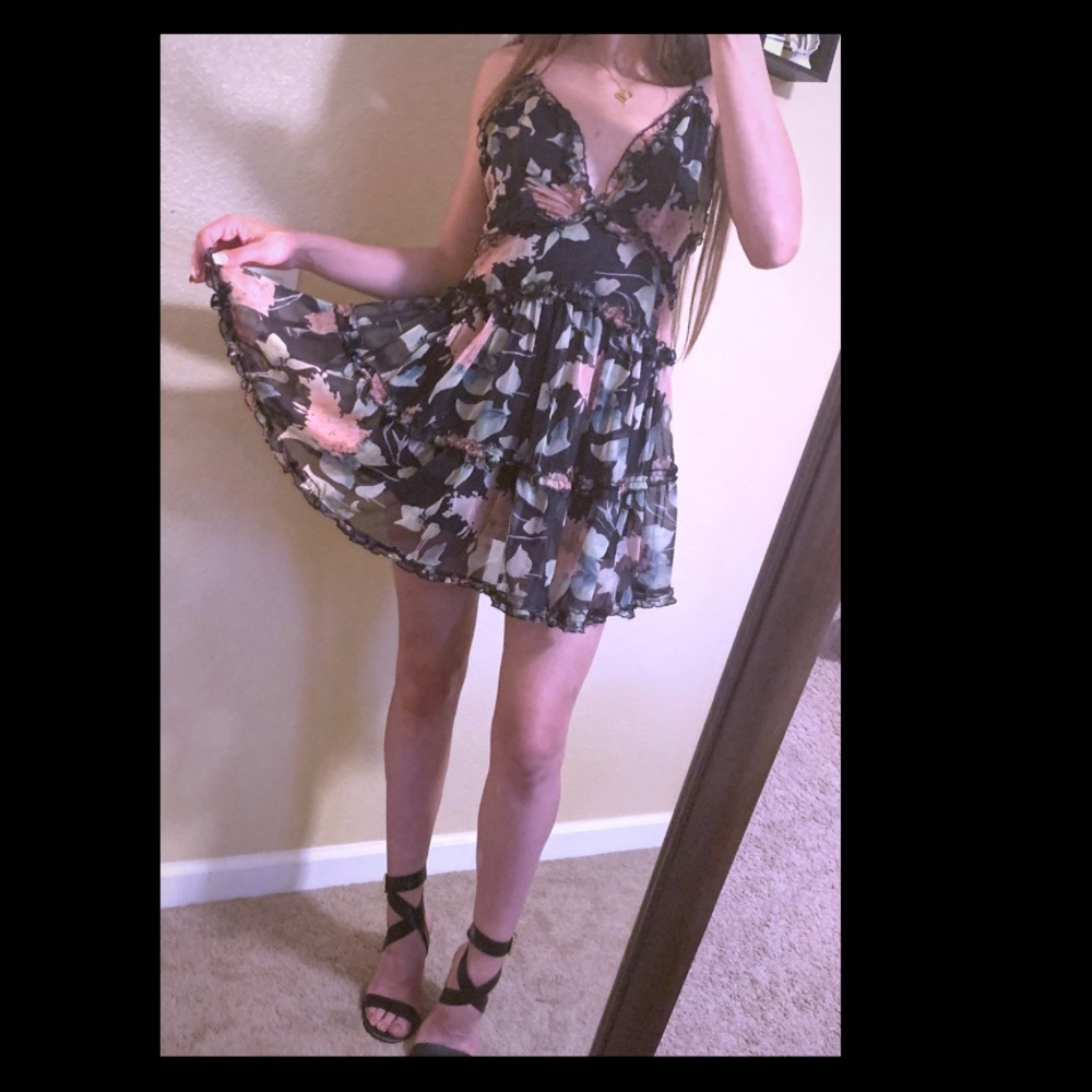 Flirty mini floral dress